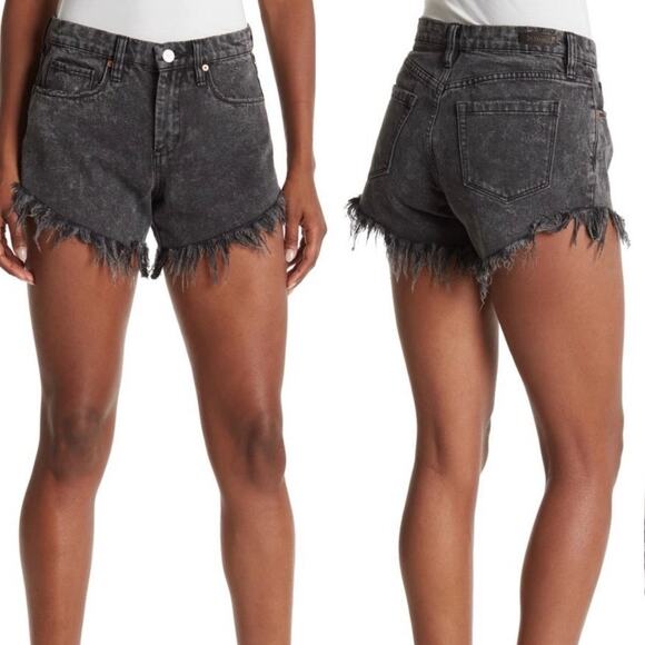 BlankNYC Sabotage Frayed Faded Black Wash High-Rise Shorts Denim NWT - Picture 4 of 7
